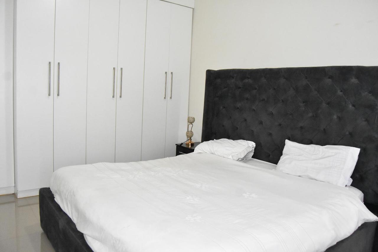 Spacious Zamtel Flat Lusaka Exteriör bild