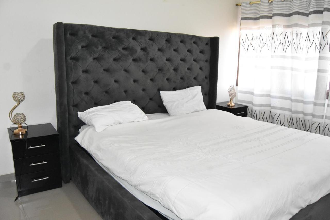 Spacious Zamtel Flat Lusaka Exteriör bild