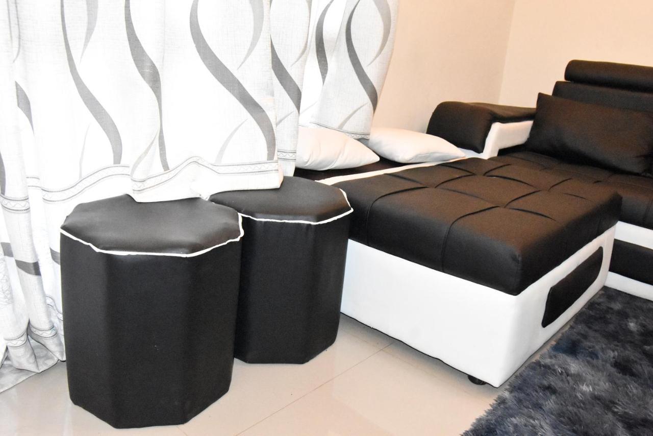 Spacious Zamtel Flat Lusaka Exteriör bild